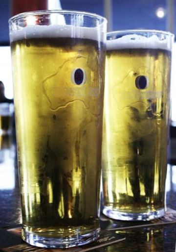 This is a photograph of two pints of low-alcohol beer.