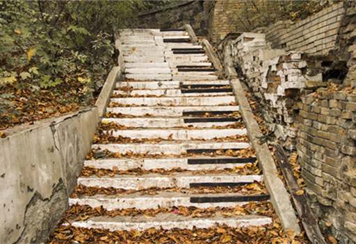 Steps painted to resemble a piano keyboard