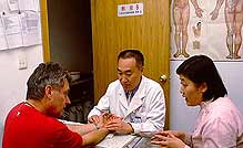 Consultation with traditional Chinese medicine practitioners