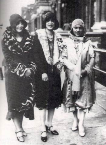  Three African American women in Harlem during the Harlem Renaissance, ca. 192