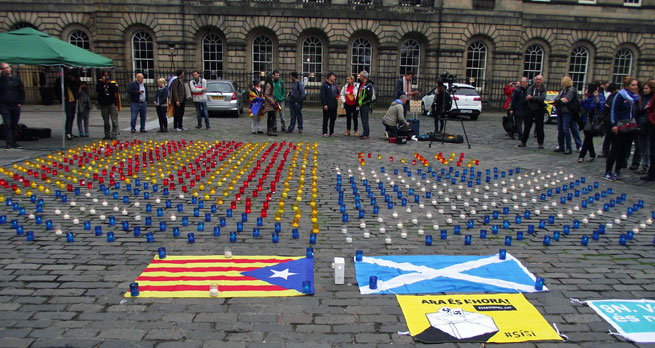 Catalonian and Scottish Independence campaigners in Edinburgh