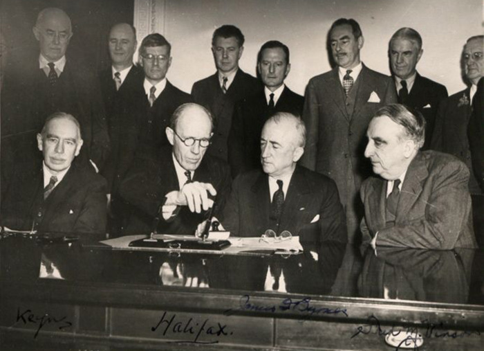 Signature Anglo American loan agreement 1945