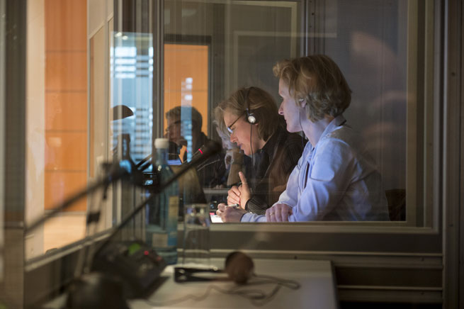 Simultaneous translators at the International Transport Forum’s 2015 Summit on “Transport, Trade and Tourism” in Leipzig, Germany on 27 May 2015.