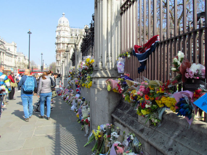 Flowers on Carriage Gate following the attack in Westminster, 22nd March 2017