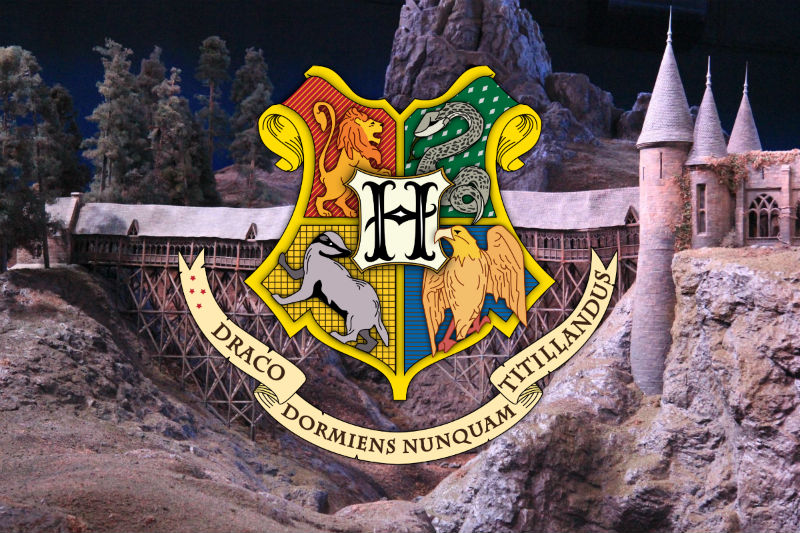Hogwarts crest superimposed on the Hogwarts bridge