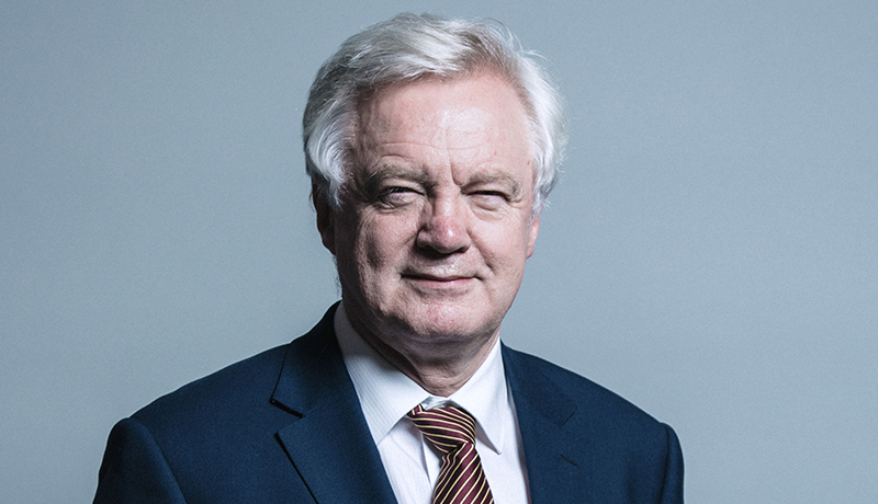 Official portrait of Mr David Davis