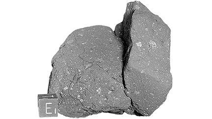10046 - Basaltic regolith breccia
