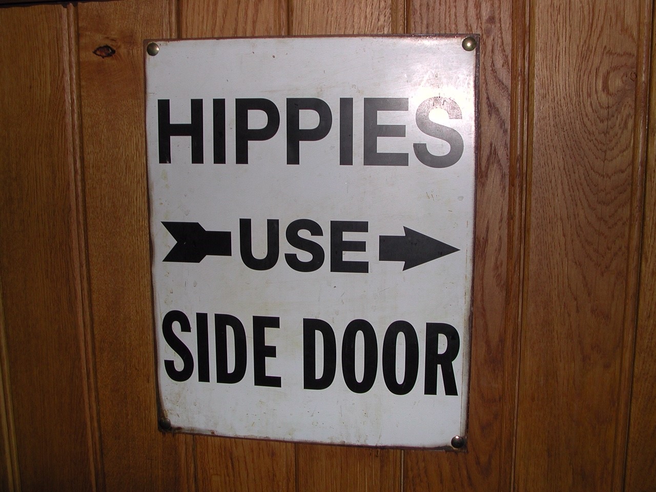 Glastonbury hippies sign