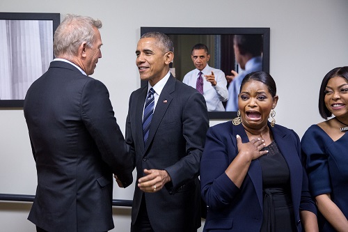 Cast of Hidden Figures meeting President Obama
