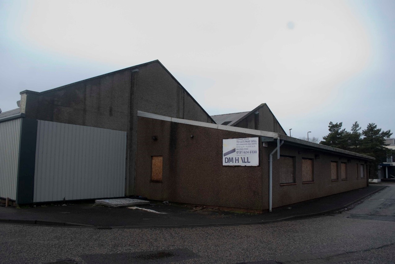 For Let / May Sell: An uncared-for building that was part of the Plessey Complex – now the Whiteside Industrial Estate. 