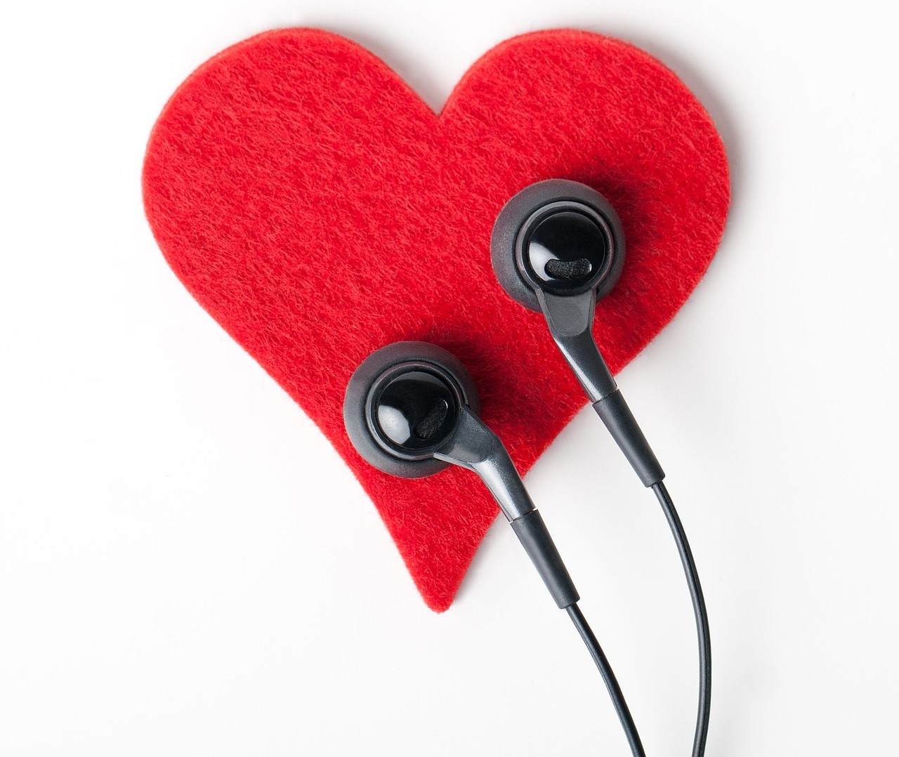 Heart shape with earphones