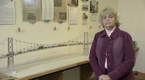 The Silver Bridge Disaster: The collapse