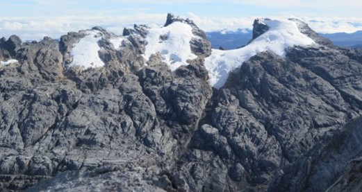 App zeros in on loss of equatorial glaciers