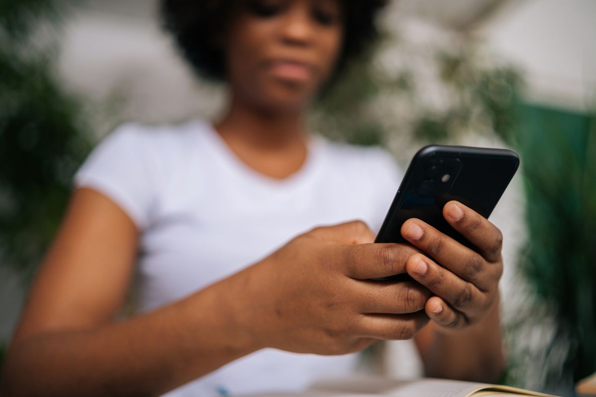 Researching at the Margins: How Collective Autoethnography centred Black mothers’ knowledge