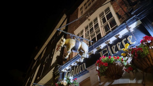Writing ghosts: Gothic poetry from York