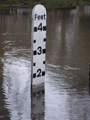 Marker showing how deep the water is.