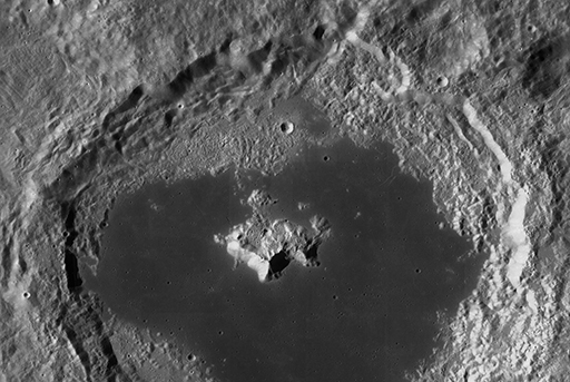 Image of the Tsiolkovskiy crater.