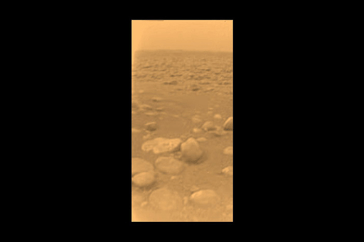 This is an image of Huygens view from the surface.