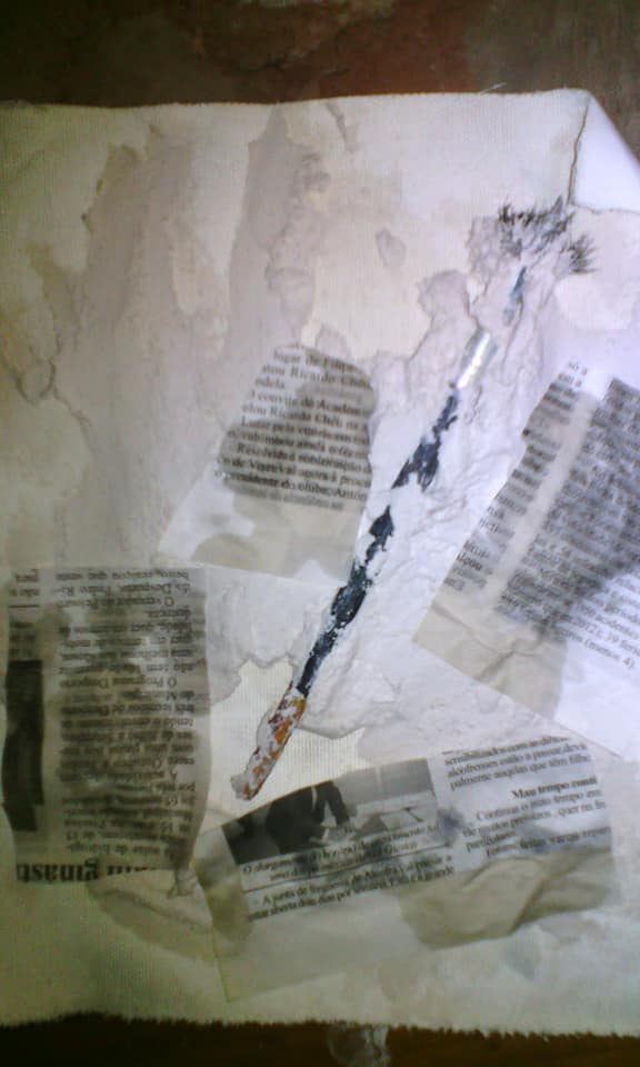 This is the picture of a construction of an assemblage