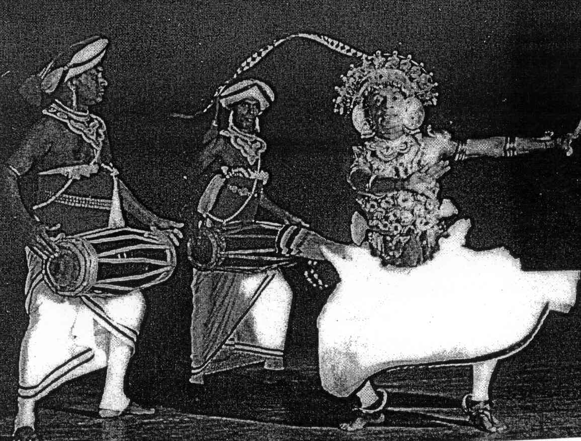 Kandyan Dancer and Drummers