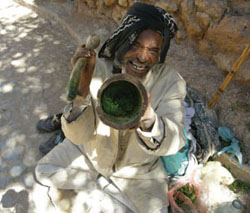 Long-term use of khat can lead to many problems, including bad teeth