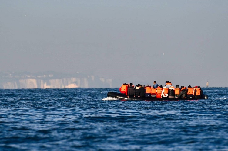 Search and rescue of refugees at sea